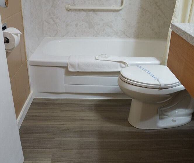 ホテル Westward Inn & Suites