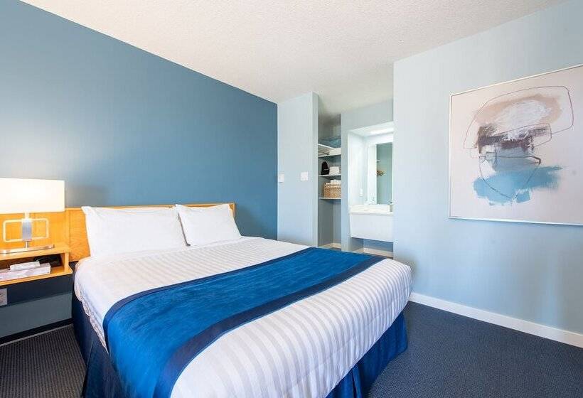 Ocean Crest Motel