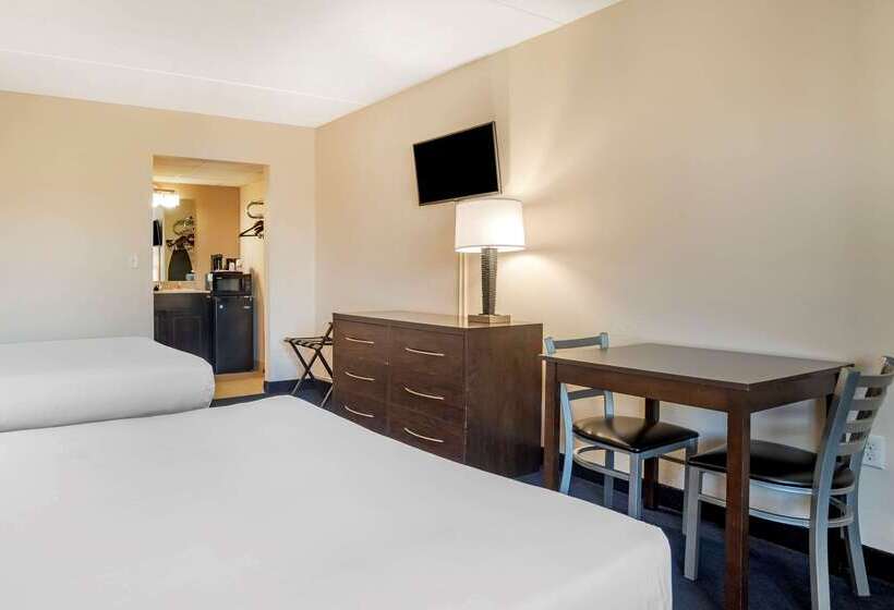 منتجع Econo Lodge Inn & Suites Rehoboth Beach