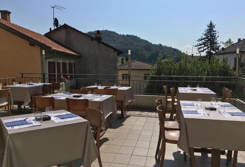 호텔 Albergo Ristorante Belcantone