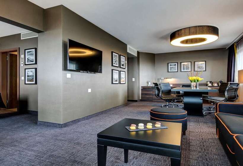 Best Western Premier Hotel Beaulac