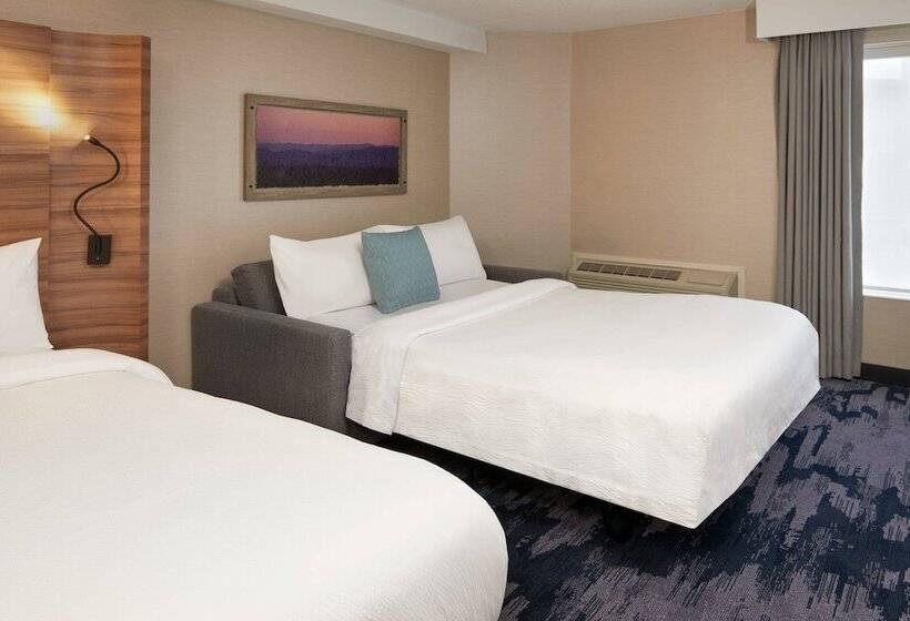 هتل Fairfield By Marriott Niagara Falls, Canada