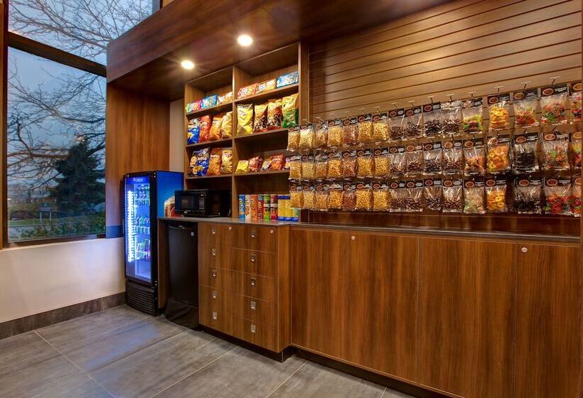 호텔 Four Points By Sheraton St. Catharines Niagara Suites