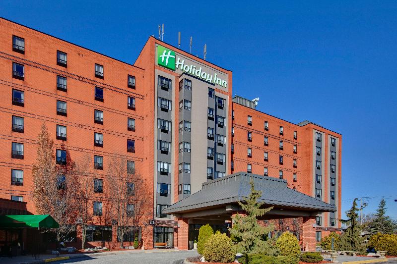 هتل Holiday Inn & Suites Windsor Ambassador Bridge By Ihg