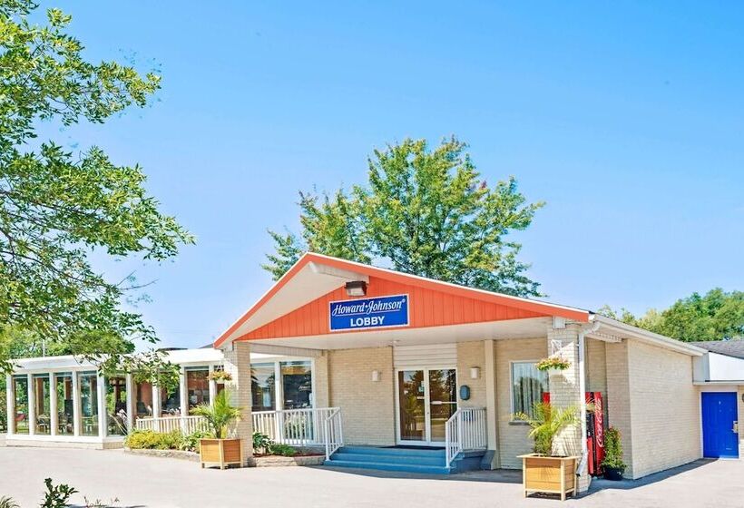 فندق Howard Johnson By Wyndham Lindsay