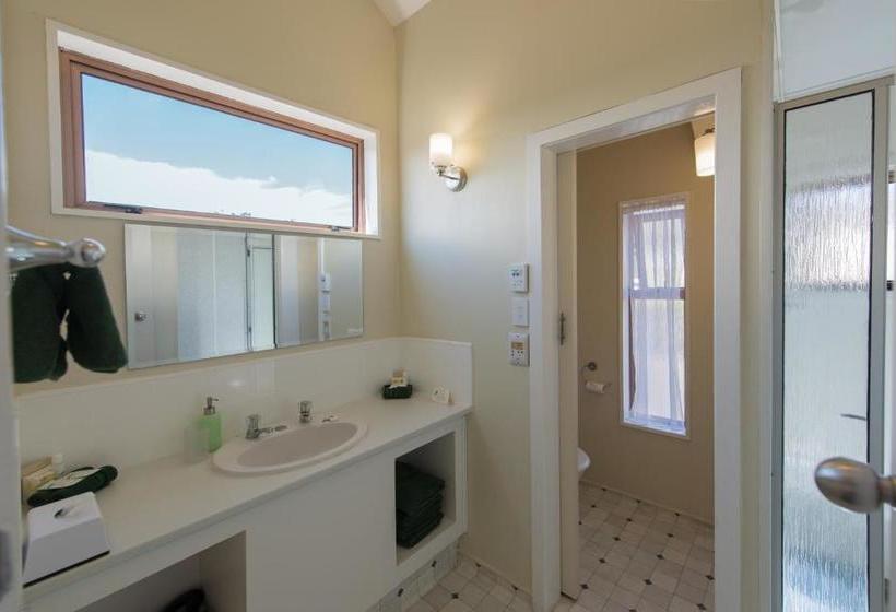 هتل Howick Motor Lodge