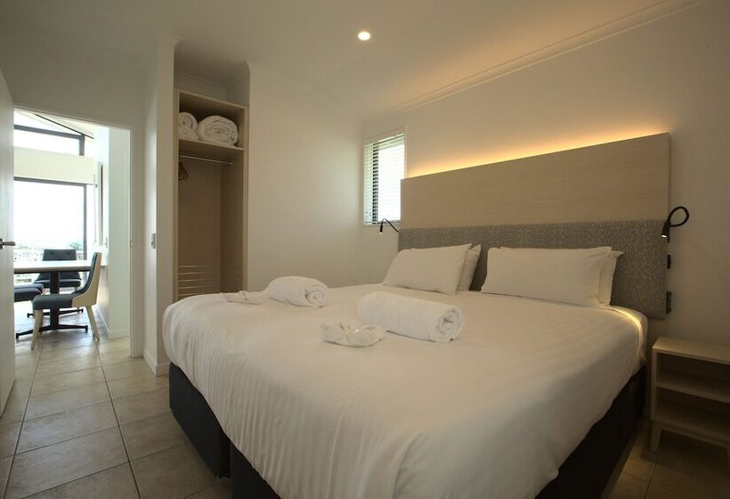 Waiheke Island Resort Conference & Accomodation Centre