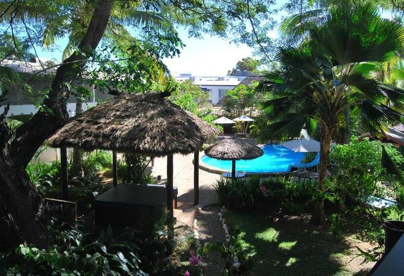 هتل Capricorn International