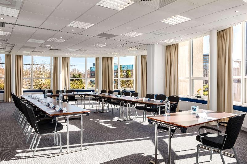 هتل NH Zoetermeer