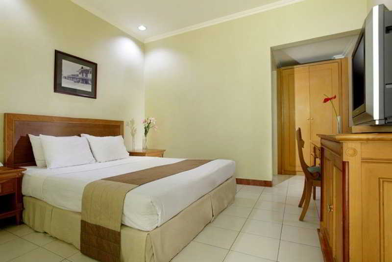 Hotel Santika