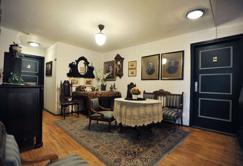 Отель Senator Ház