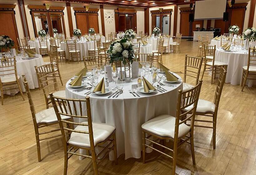 בית מלון כפרי Verdi Budapest Aquincum