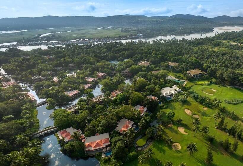 هتل The St. Regis Goa Resort