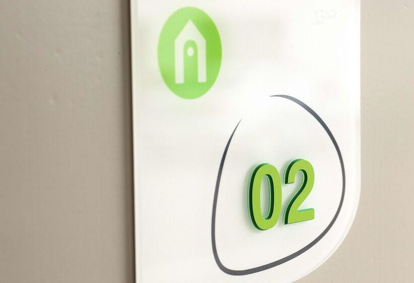 Отель Campanile Evry Est Saint Germain Les Corbeil