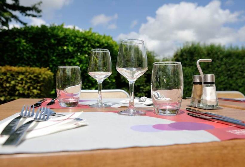 هتل Campanile Hendaye