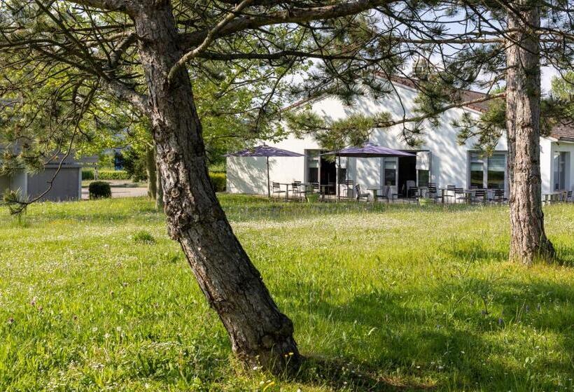 בית מלון כפרי The Originals City, Hôtel Mâcon Nord