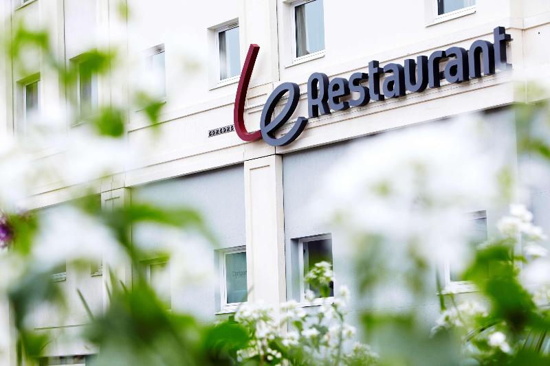 בית מלון כפרי Campanile Paris Ouest Chaville