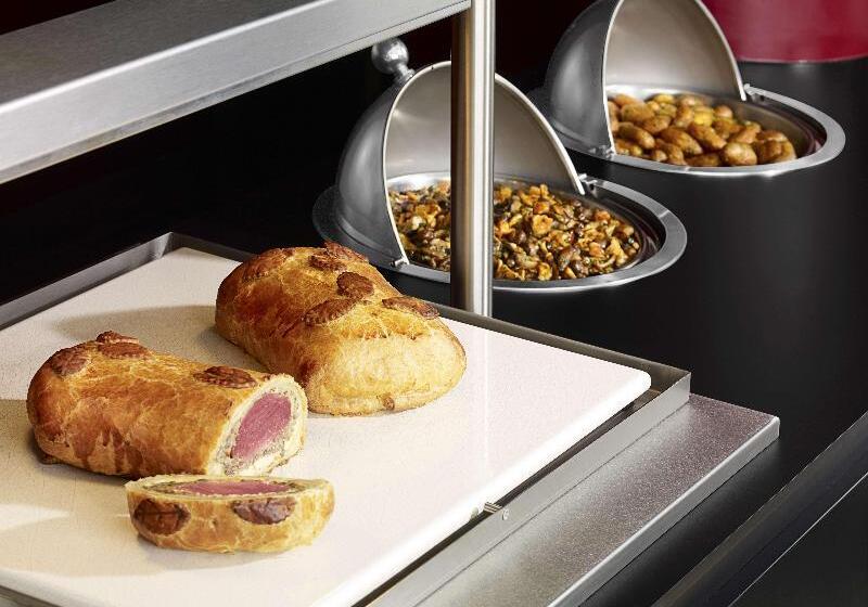 בית מלון כפרי Campanile Paris Ouest Chaville