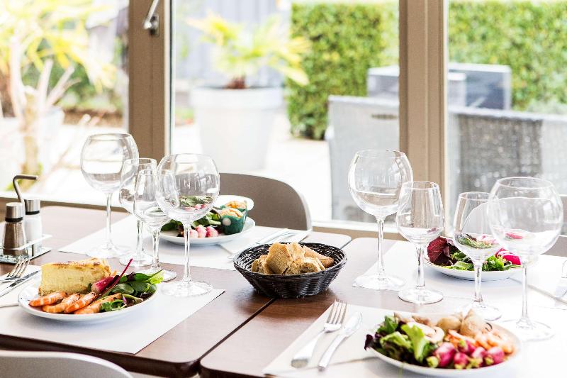 Отель Campanile Reims Est  Taissy