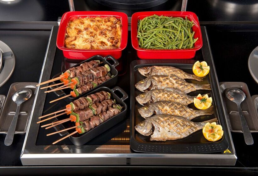 فندق Campanile Valenciennes   Petite Forêt