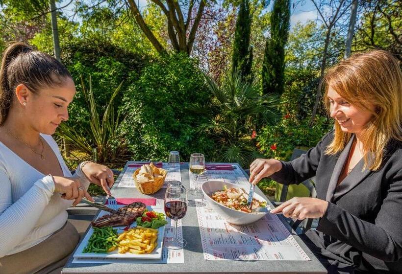 هتل Ibis Marne La Vallée Noisy