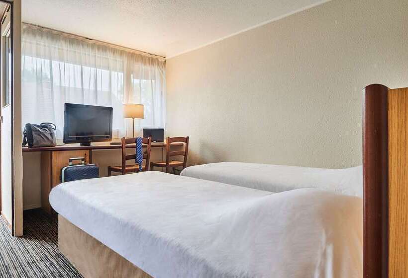 בית מלון כפרי Kyriad Direct Lyon Sud  Chasse Sur Rhône