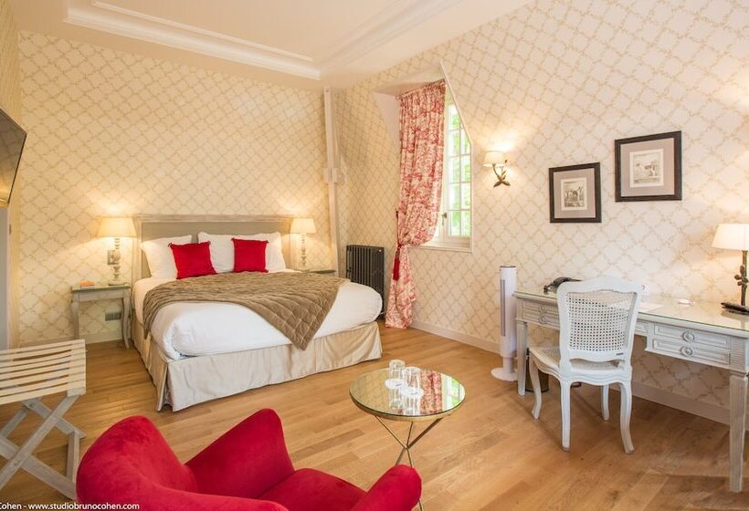 هتل Le Chateau De La Tour