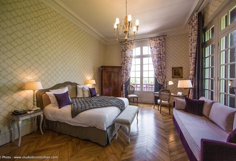 هتل Le Chateau De La Tour