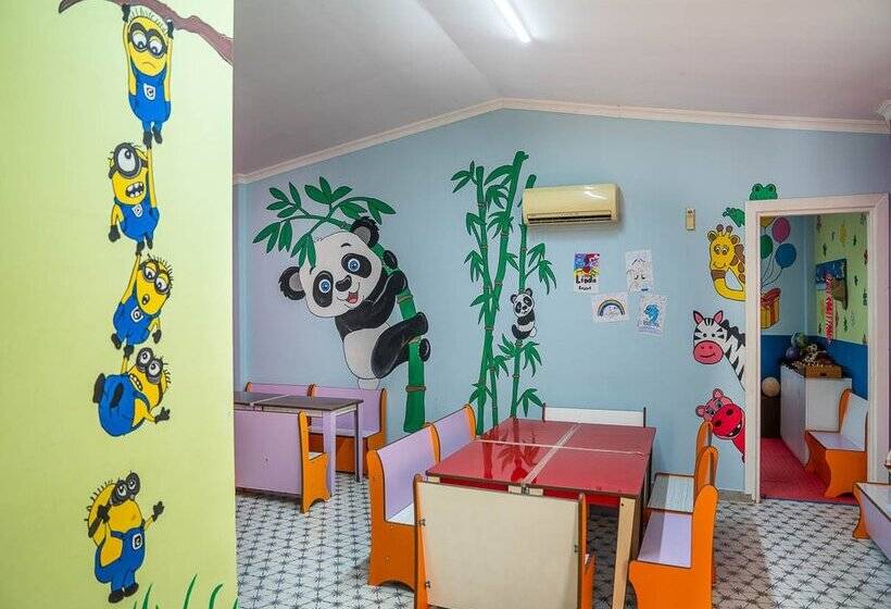 Linda Resort