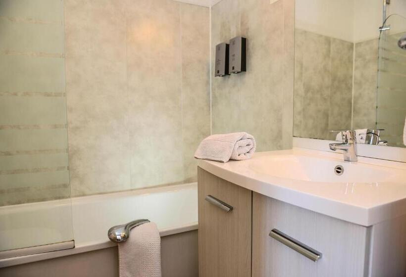 호텔 Logis Hostellerie Du Neez