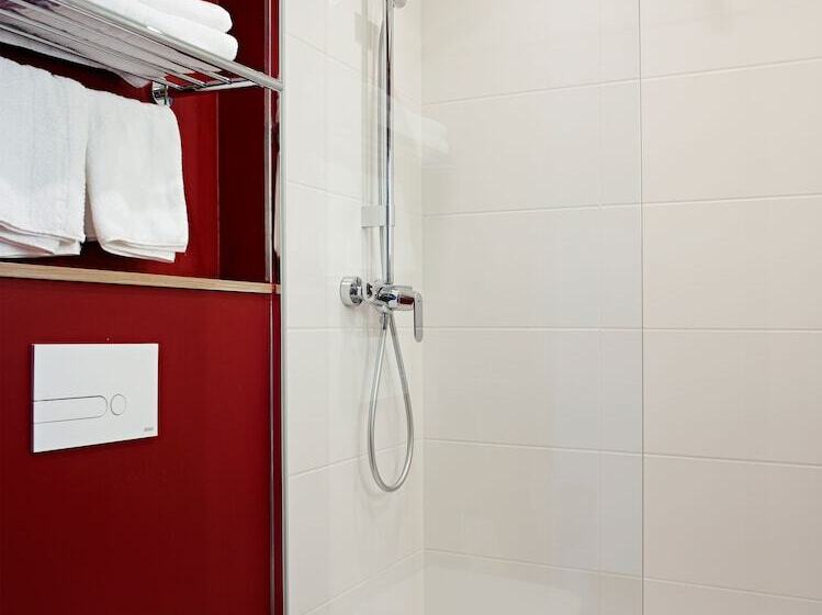 ホテル Median Paris Congrès