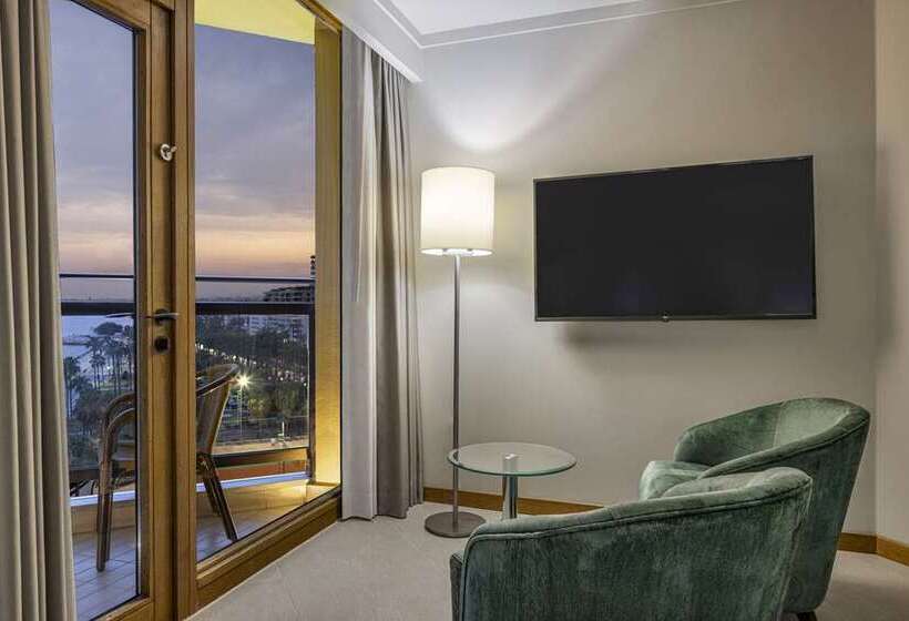 هتل Mersin Hiltonsa