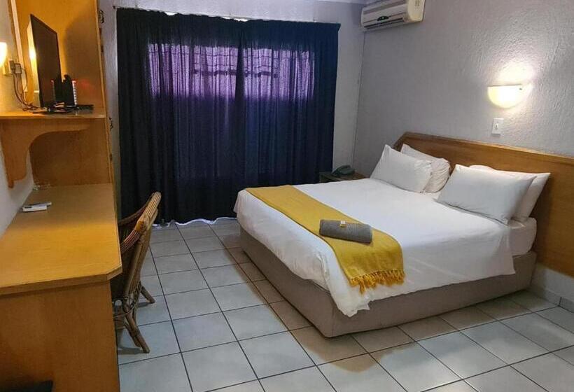 בית מלון כפרי Pietersburg Lodge