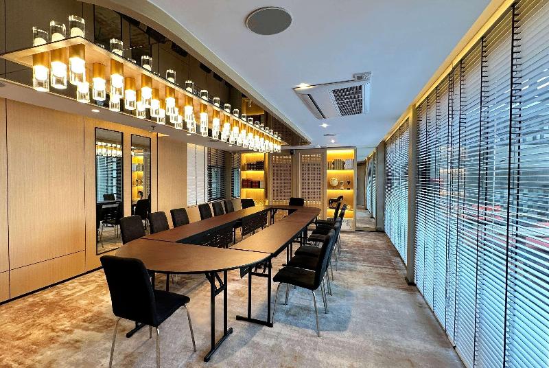 هتل Ramada By Wyndham Bangkok Sukhumvit 11