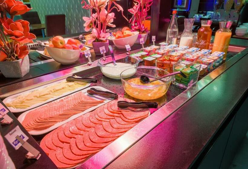 ホテル Restaurant Kyriad de Péronne