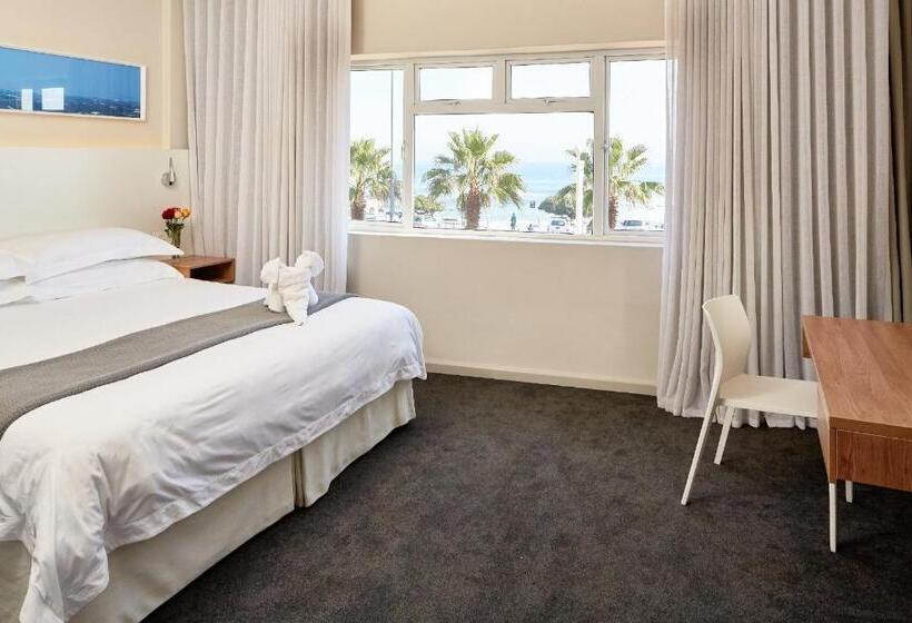 אתר נופש First Group Riviera Suites