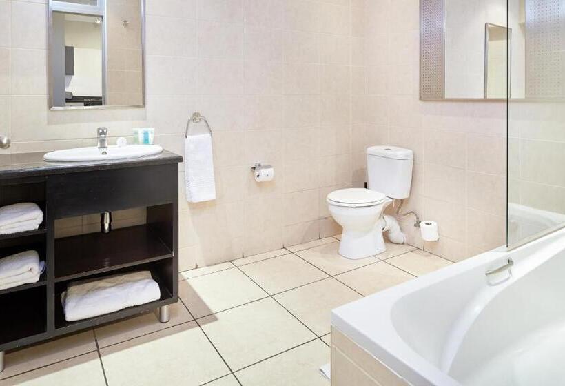 אתר נופש First Group Riviera Suites