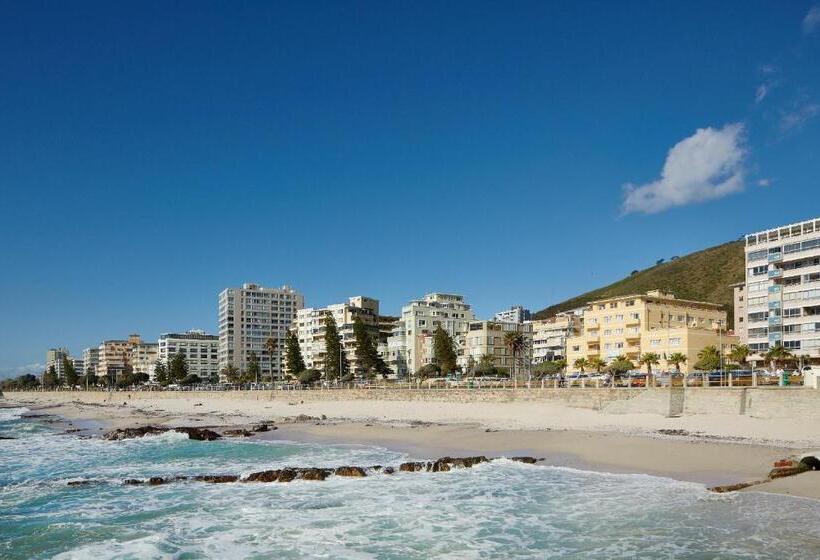 אתר נופש First Group Riviera Suites