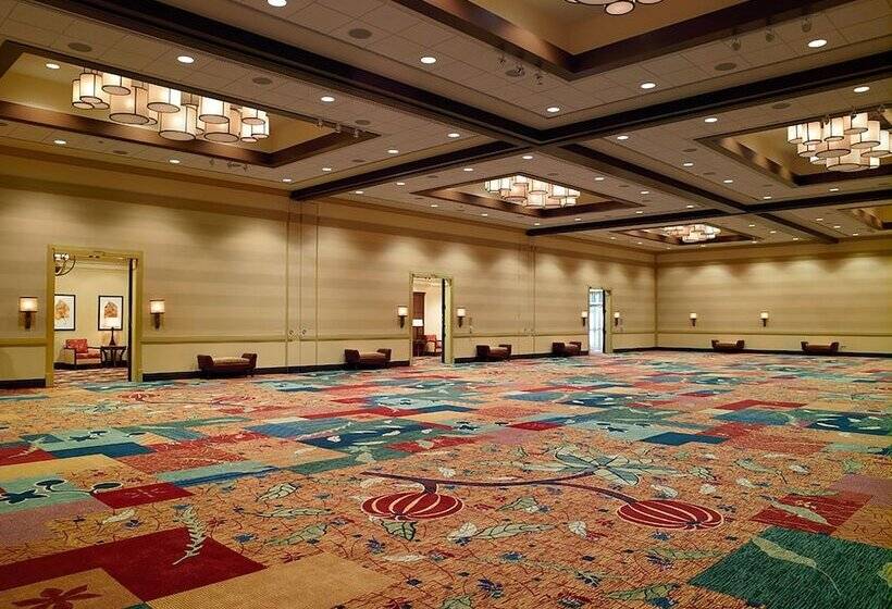 ホテル Atlanta Evergreen Lakeside Resort
