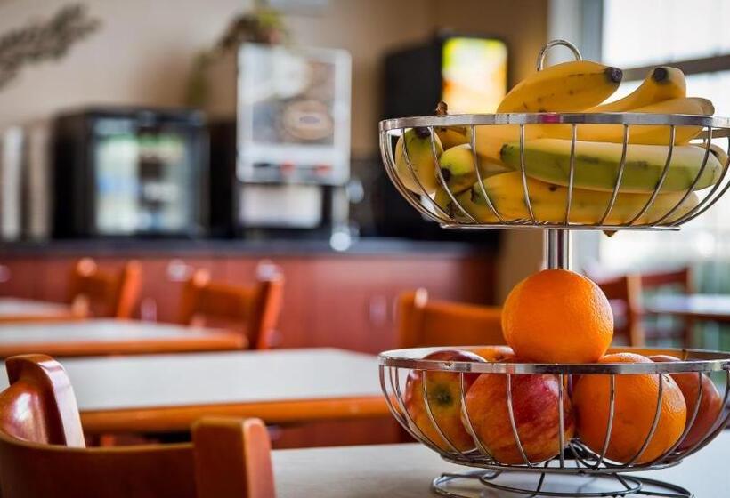 هتل Best Western Airport Inn