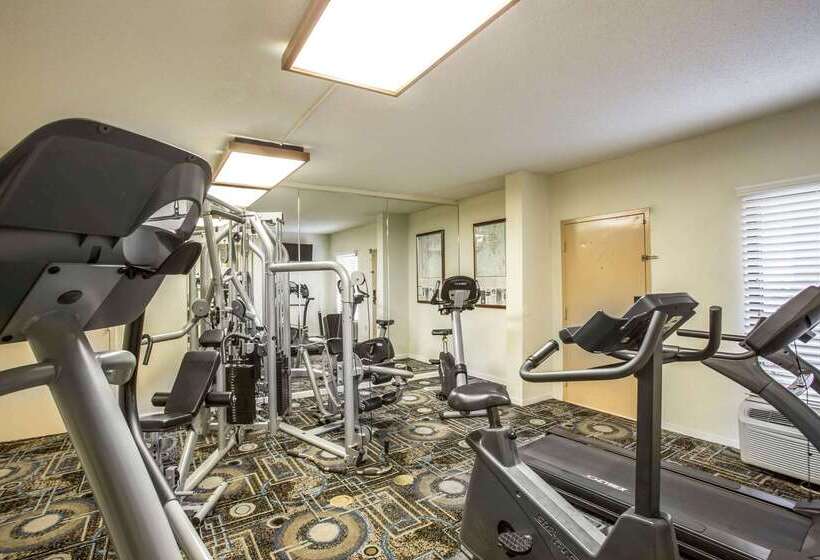 فندق Clarion Inn & Suites Aiken South