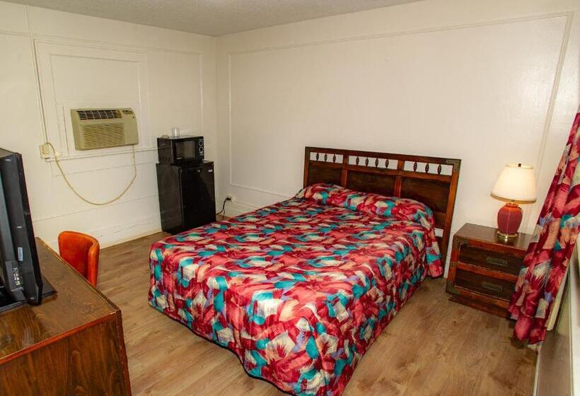 ホテル Coach House Inn