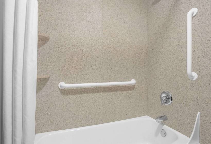 هتل Days Inn By Wyndham Elko