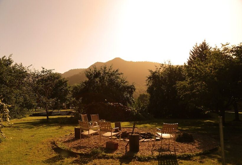 ホテル Grandview Lodge
