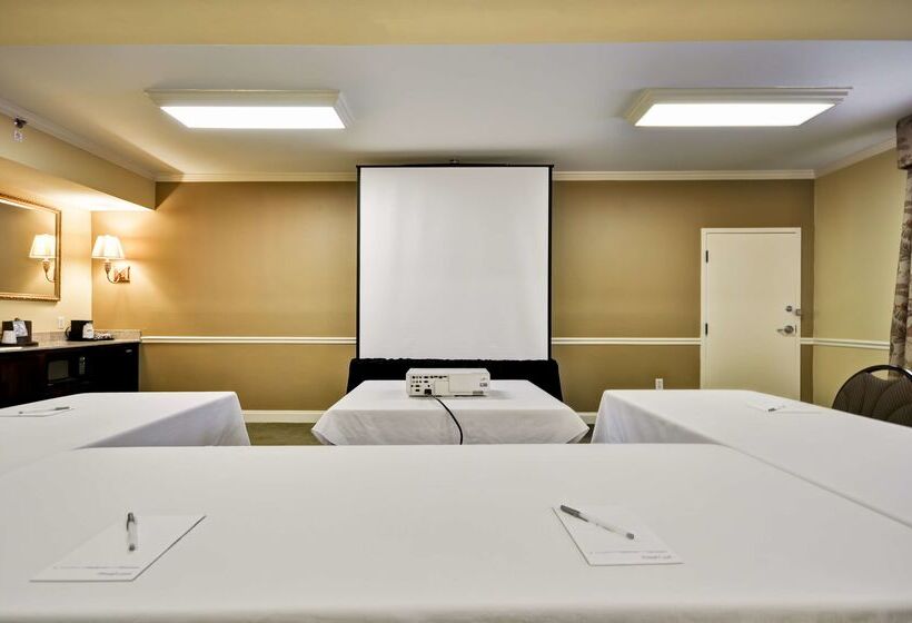 هتل Hampton Inn Charleston Historic District