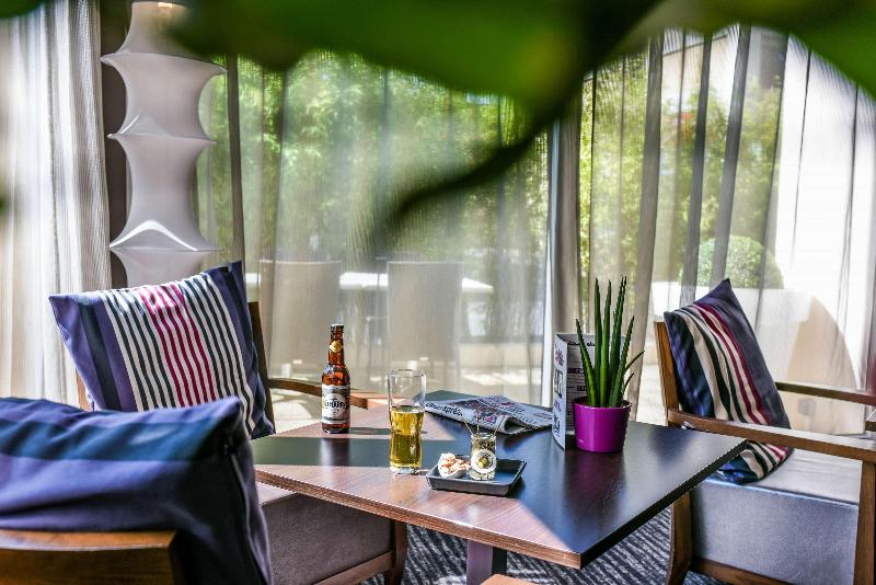 هتل Hôtel Littéraire Jules Verne, BW Signature Collection