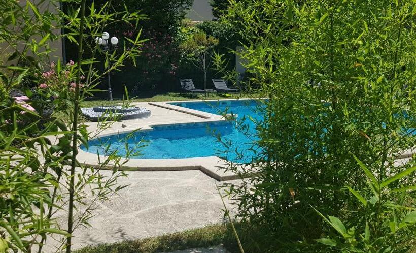 فندق Mas Angelussi   Le Clos Du Soleil