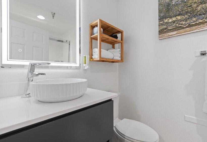 ホテル Ocean Isle Inn