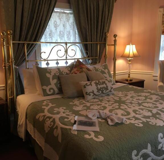 ホテル Parsonage Inn Bed And Breakfast