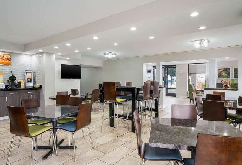 فندق Quality Inn Greenville Near University